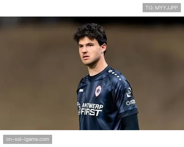 皇马公布出征曼彻斯特大名单,库尔图瓦随队前往