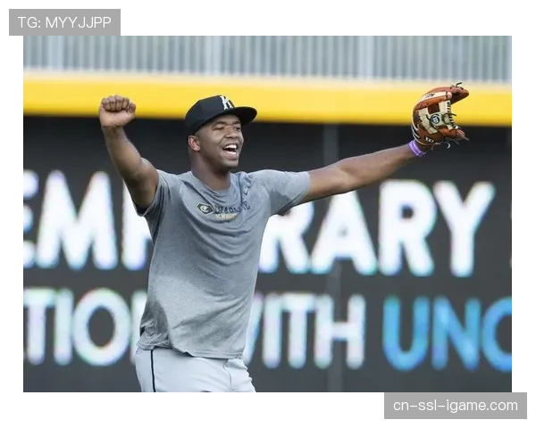 通讯:一位小联盟裁判在职业生涯第30年首次执法大联盟比赛